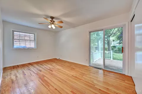 1063 Newcastle Dr, Cincinnati, OH 45231 photo 12