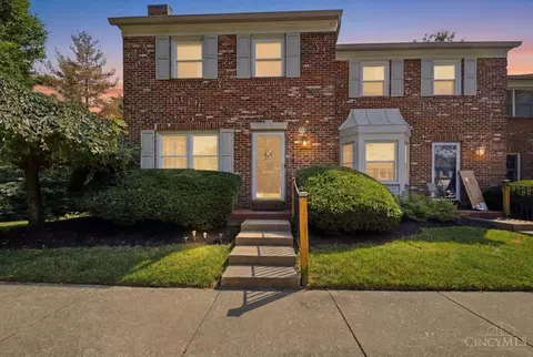 9160 Dominion Cir, Cincinnati, OH 45249