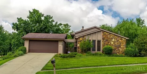 121 Farmington Dr, Hamilton, OH 45013