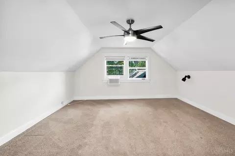 Bedroom - 6923 Buckingham Pl, Cincinnati, OH 45227 photo 4 of 4