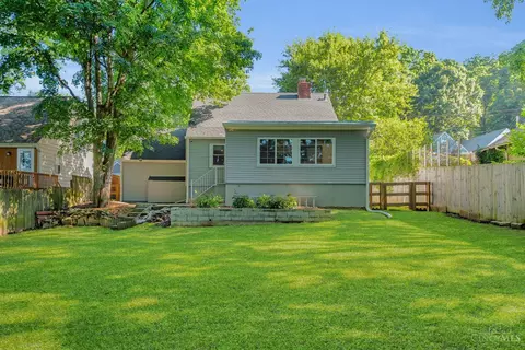 Exterior - 6923 Buckingham Pl, Cincinnati, OH 45227 photo 12 of 17