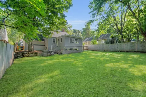 Exterior - 6923 Buckingham Pl, Cincinnati, OH 45227 photo 14 of 17