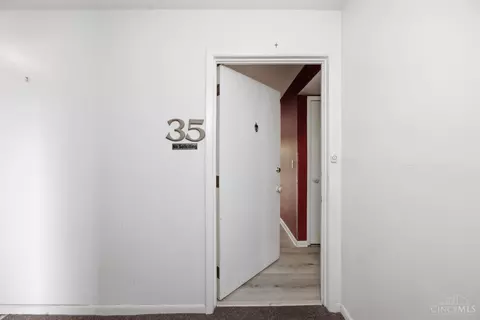 Entry Way - 35 Stillmeadow Dr, Pierce Twp, OH 45102 photo 1 of 2