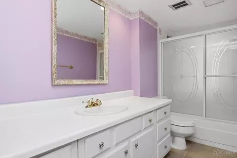 Bath - 35 Stillmeadow Dr, Pierce Twp, OH 45102 photo 2 of 2