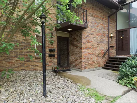 Exterior - 35 Stillmeadow Dr, Pierce Twp, OH 45102 photo 3 of 18