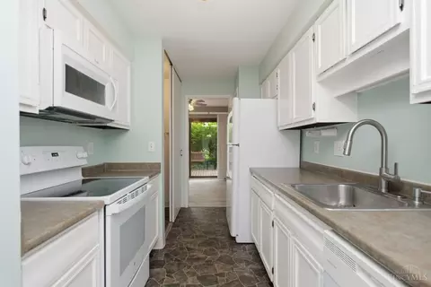 Kitchen - 35 Stillmeadow Dr, Pierce Twp, OH 45102 photo 3 of 3