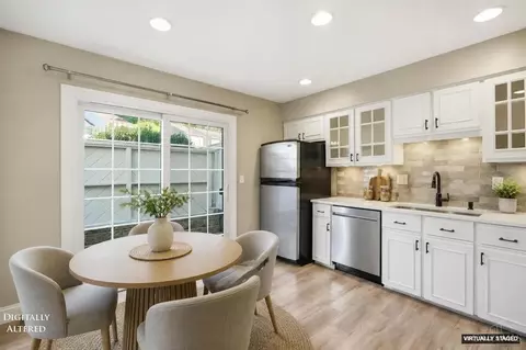 Kitchen - 7258 Galbraith Rd, Cincinnati, OH 45243 photo 3 of 3