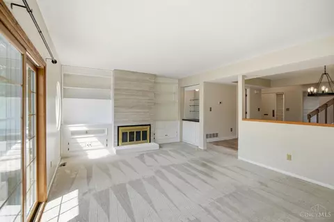 Living - 7258 Galbraith Rd, Cincinnati, OH 45243 photo 2 of 2