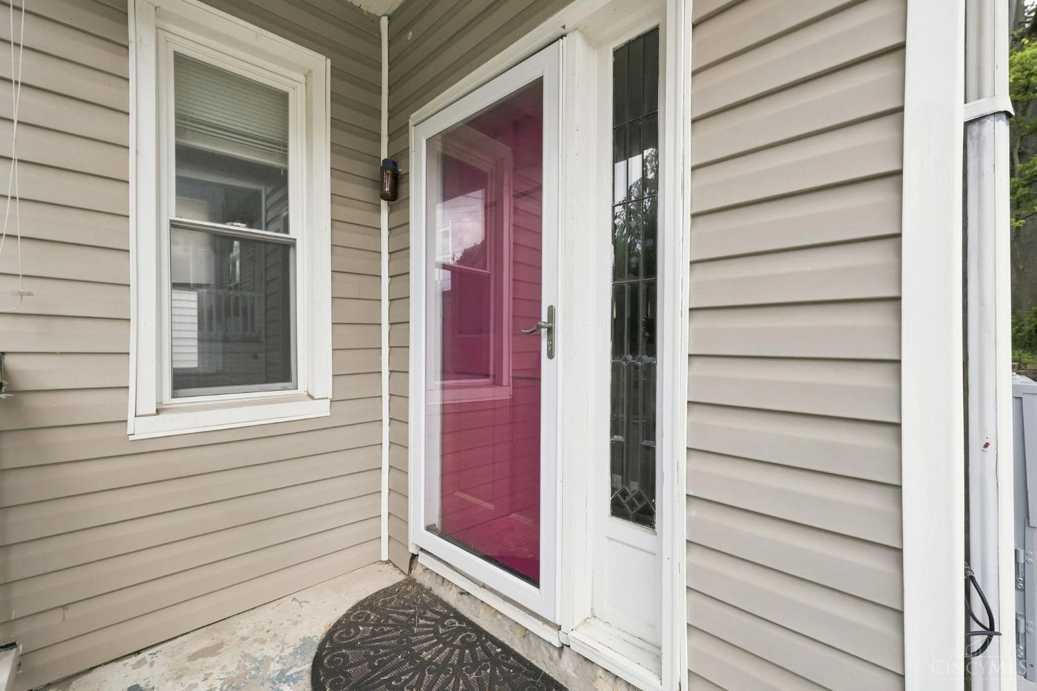 Exterior - 2530 Hemlock St, Cincinnati, OH 45206 photo 2 of 4