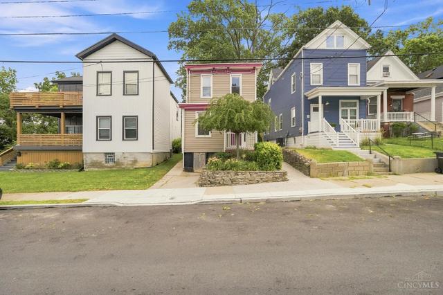2530 Hemlock St, Cincinnati, OH 45206