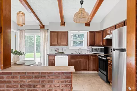 Kitchen - 2502 St Rt 28, Pleasant Plain, OH 45162 photo 1 of 4