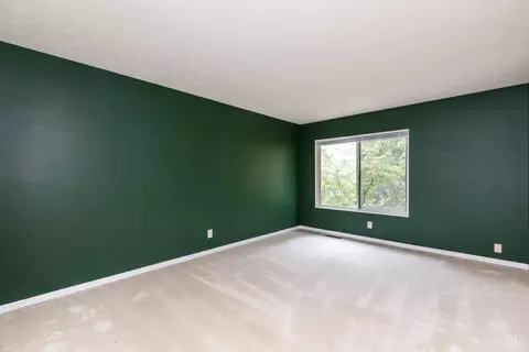 Bedroom - 2452 Doeview Ct, Cincinnati, OH 45230 photo 5 of 5