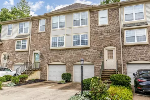 Exterior - 2452 Doeview Ct, Cincinnati, OH 45230 photo 2 of 5