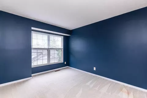 Bedroom - 2452 Doeview Ct, Cincinnati, OH 45230 photo 2 of 5