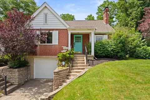 2304 Galbraith Rd, Cincinnati, OH 45237 photo 1