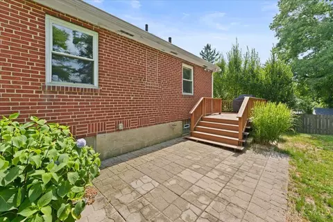 2304 Galbraith Rd, Cincinnati, OH 45237 photo 28
