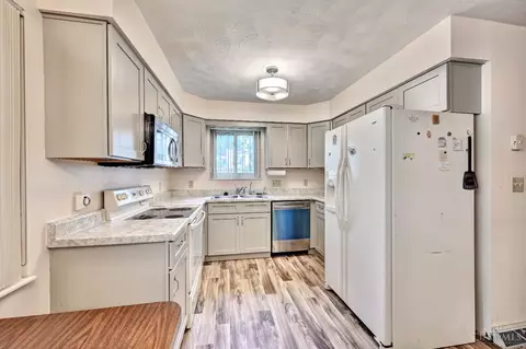 Kitchen - 8043 Dimmick Rd, West Chester, OH 45241 photo 1 of 1