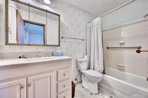 Bath - 8043 Dimmick Rd, West Chester, OH 45241 photo 1 of 3