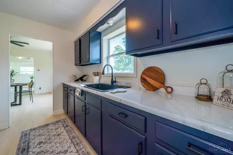 Kitchen - 1024 Ansel Dr, Kettering, OH 45419 photo 3 of 5