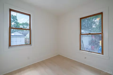 Bedroom - 1024 Ansel Dr, Kettering, OH 45419 photo 1 of 6