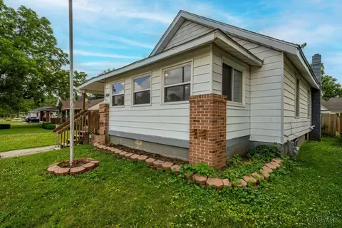 Exterior - 1024 Ansel Dr, Kettering, OH 45419 photo 3 of 7