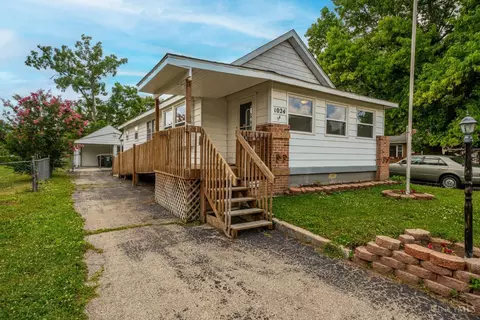 Exterior - 1024 Ansel Dr, Kettering, OH 45419 photo 2 of 7