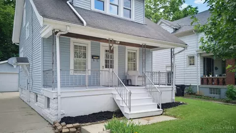 6278 Collegevue Pl, Cincinnati, OH 45224