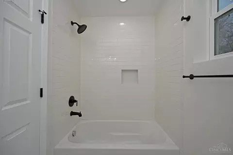 Bath - 5748 Bramble Ave, Cincinnati, OH 45227 photo 5 of 5