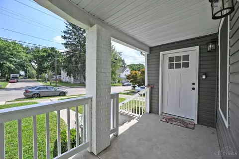 Exterior - 5748 Bramble Ave, Cincinnati, OH 45227 photo 3 of 5