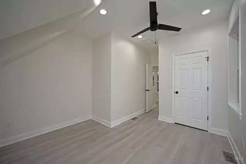 Bedroom - 5748 Bramble Ave, Cincinnati, OH 45227 photo 5 of 5
