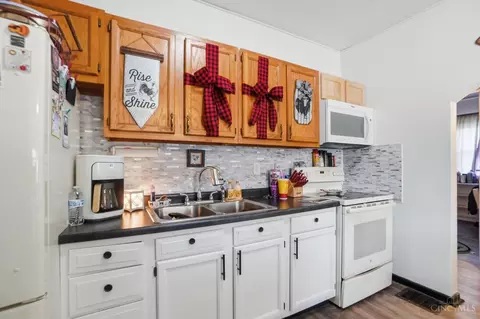 Kitchen - 941 Main Ave, Sidney, OH 45365 photo 5 of 6