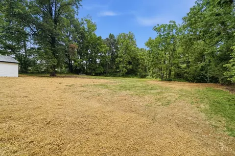 Exterior - 2032 Ford Rd, Morrow, OH 45152 photo 8 of 14