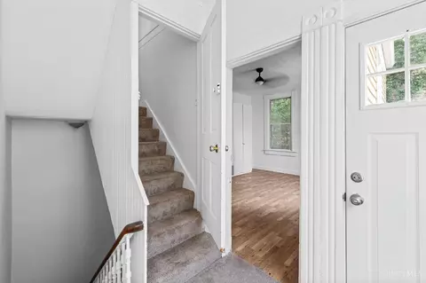 Entry Way - 2224 Victor St, Cincinnati, OH 45219 photo 5 of 5