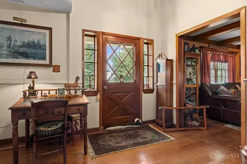 Entry Way - 3187 Centerville Rd, Spring Valley, OH 45370 photo 5 of 6