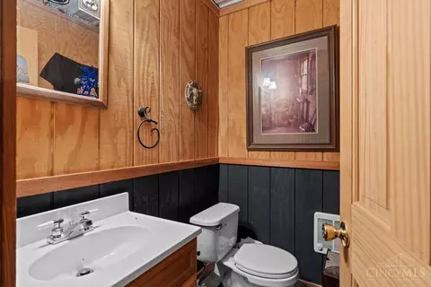 Bath - 3187 Centerville Rd, Spring Valley, OH 45370 photo 3 of 4