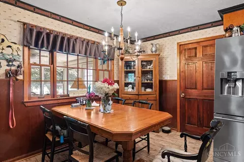 Dining - 3187 Centerville Rd, Spring Valley, OH 45370 photo 1 of 1