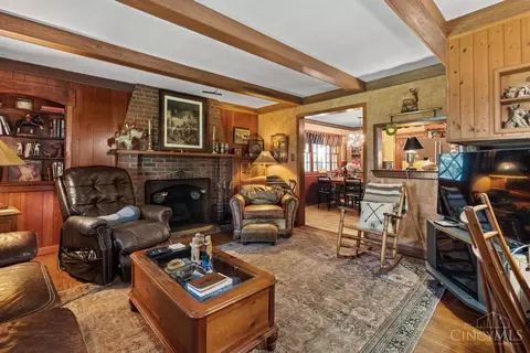 Living - 3187 Centerville Rd, Spring Valley, OH 45370 photo 8 of 8