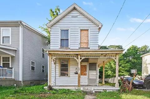 618 Mulberry St, Lockland, OH 45215