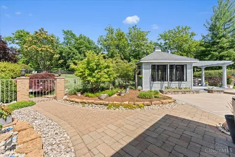 Exterior - 436 Heathgate Rd, Cincinnati, OH 45255 photo 15 of 19