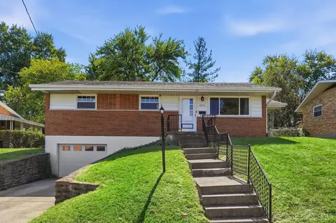 3243 Blueacres Dr, Colerain Twp, OH 45239