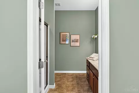 Bath - 815 Anson Dr, Cincinnati, OH 45245 photo 1 of 6