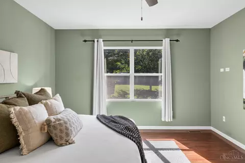 Bedroom - 815 Anson Dr, Cincinnati, OH 45245 photo 4 of 6