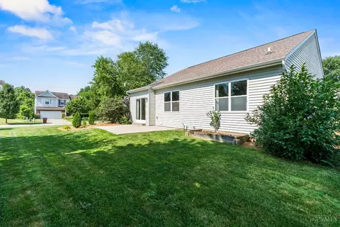 Exterior - 815 Anson Dr, Cincinnati, OH 45245 photo 8 of 9