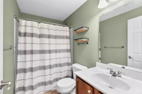 Bath - 815 Anson Dr, Cincinnati, OH 45245 photo 6 of 6