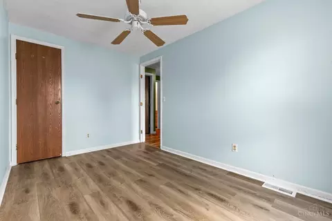 Bedroom - 187 Circle Dr, Harrison, OH 45030 photo 4 of 6