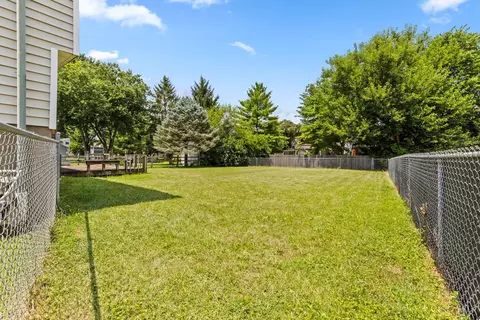 Exterior - 187 Circle Dr, Harrison, OH 45030 photo 4 of 6