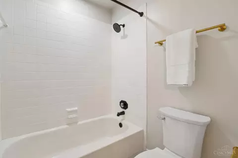 3533 Amberacres Dr, Cincinnati, OH 45237 photo 23