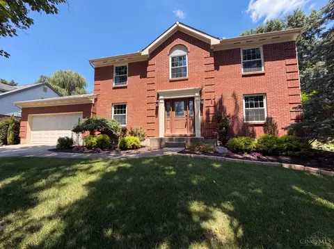 12169 Village Woods Dr, Sharonville, OH 45241