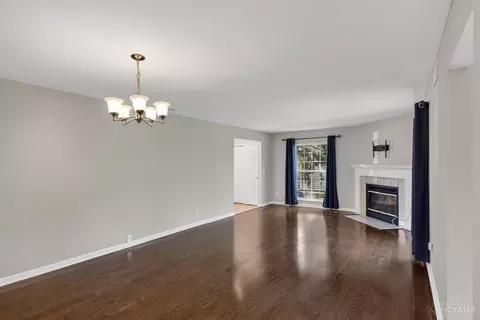 Living - 5574 Regimental Pl, Cincinnati, OH 45239 photo 8 of 8