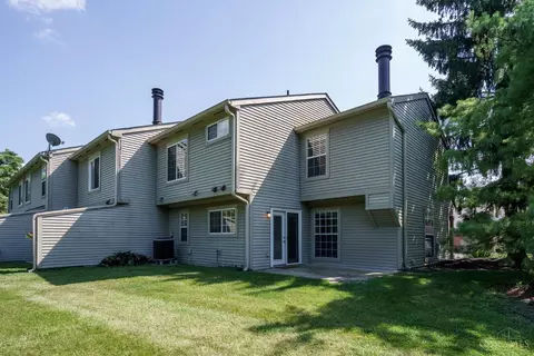 Exterior - 5574 Regimental Pl, Cincinnati, OH 45239 photo 3 of 7
